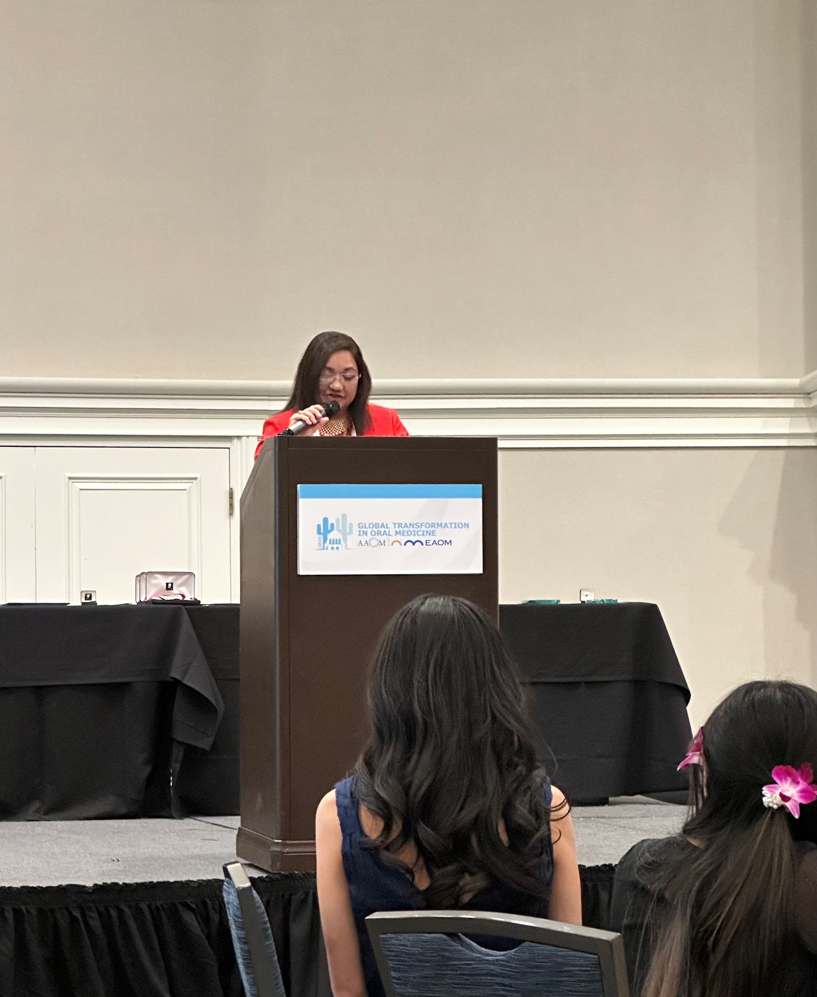 Dr. Jaisri Thoppay, 2025-2026 AAOM President, addressing his inaugural speech